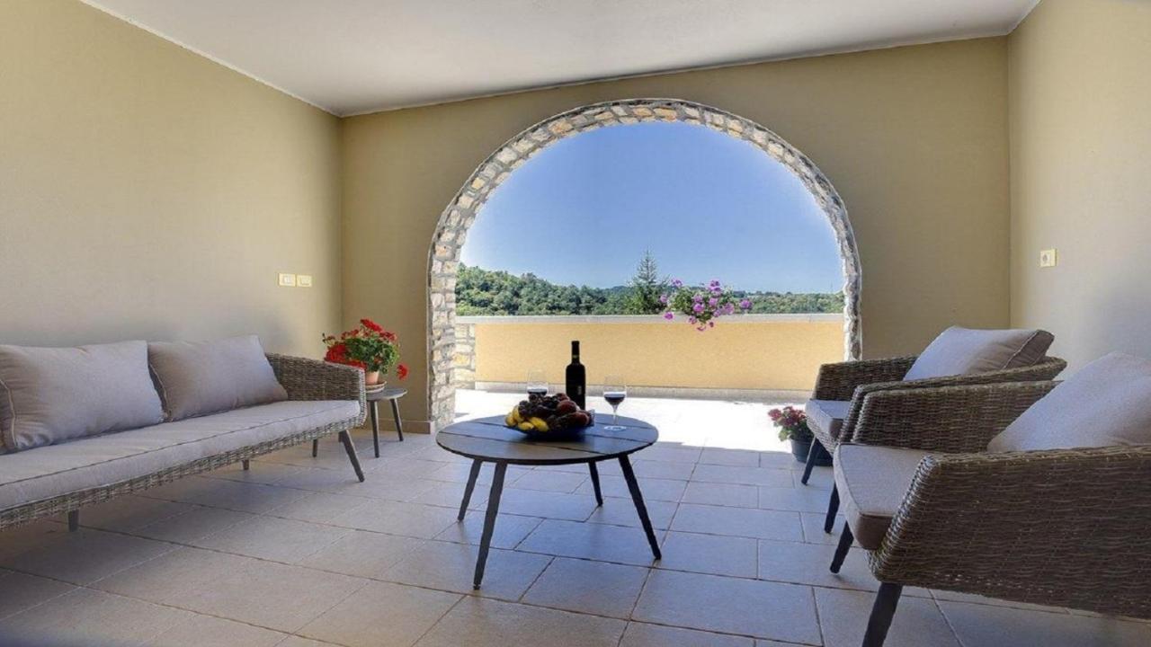 Villa Beram Exterior photo